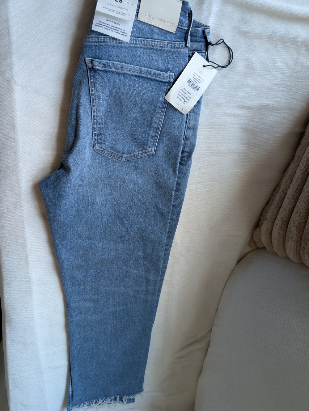 Citizens Of Humanity Daphne Crop Light Blue Denim Jeans